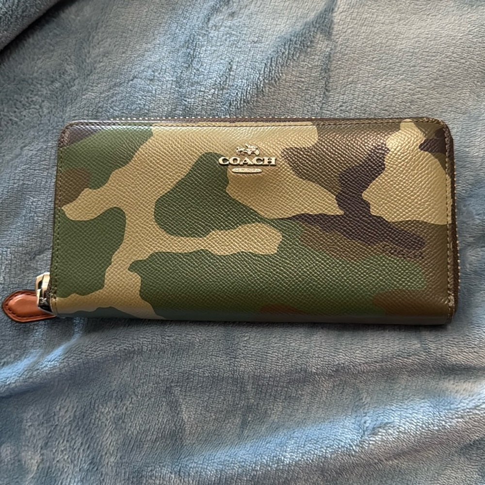 Coach Camouflage Embossed Leather Accordion Zip Wallet